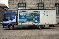 Atego 822L/47/4x2 mit Fahrerhaus F04, Hochdach, Curtainsideraufbau und Lbw. 18.03.2014, Berlin Mitte