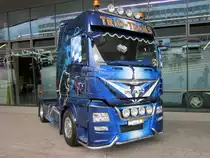 MAN TGX Sattelzugmaschine während der MAN Trucknology Days im März 2014 in M ausgestellt.