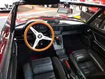 Alfa Romeo Spider, Baujahr 1987, Blick in den Innenraum, Automesse Freiburg Feb.2014