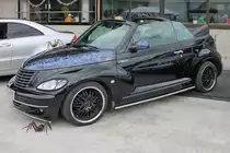 Auch wenn es so aus sieht, ist dies doch nicht der Dienstwagen von Spiderman - Chrysler PT Cruiser bei den Grefrath Tuning Days, 11.8.2013