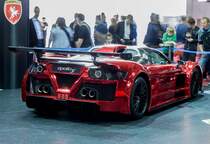 Gumpert Apollo S, Rückansicht. Aufnahme: Autosalon Genf am 14.03.2014