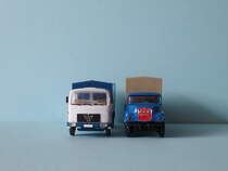 MAN 16.242, 1:87, Werbung: Hellmann, 1:87, Hersteller: Wiking 02-1980,
MAN 415 H, 1:87, Werbung: Edeka, Hersteller: Brekina 4501,
Fotos am 8.3.2014
