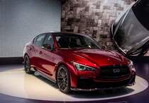 Infinti Q50 Eau Rouge mit 552PS, aufgenommen auf dem Autosalon Genf, 2014