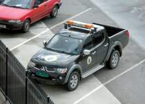 Hafenfahrzeug Mitsubishi am 09.04.14 in Stavanger.