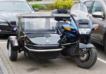 Honda Pan European Motorrad mit Seitenwagen aufgenommen auf einem Parkplatz am 02.05.2014.