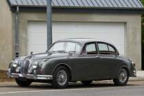 Dieser schöne Jaguar Mark II stand am 07.05.2014 am Straßenrand.