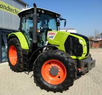 Claas Arion 530, der Allradschlepper wurde von 2007-12 gebaut, 4-Zyl.Turbo-Diesel mit 4525ccm und 133PS, Mrz 2014