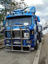 Ein Mercedes Benz LKW mit Airbrush am 12.05.14 in Neu-Isenburg