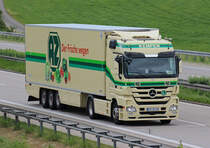 MB Actros MP3 1851 von AZ Kempen auf der A7 bei Ellwangen, 26.06.2013