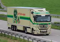 MB Actros MP3 1851 von AZ Kempen auf der A7 bei Ellwangen, 26.06.2013