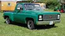 GMC Stepside, Bj. 1980, konnte bei der Oldtimeraustellung in Fulda-Edelzell bewundert werden, Mai 2014
