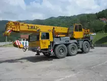 Liebherr Teleskopkran auf einem Rastplatz bei Smederevo Serbien (09.05.2014)