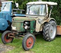 Deutz D25 steht bei der Oldtimeraustellung in Fulda-Edelzell, Mai 2014