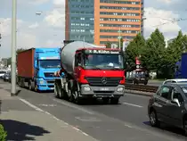 Ein Mercedes Benz Actros Betonmischer am 19.05.14 in Frankfurt