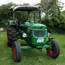 Deutz steht bei der Oldtimerausstellung in Fulda-Edelzell, Mai 2014