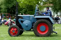 Ursus fährt beim Oldtimertreffen in Fulda-Edelzell vor, Mai 2014