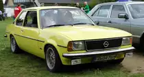 Opel Ascona 1.6 steht bei der Oldtimerausstellung in Fulda-Edelzell, Mai 2014