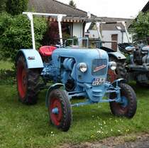 Eicher EM 295 b steht bei der Oldtimerausstellung in Fulda-Edelzell, Mai 2014