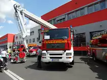 MAN TGA TGM (Florian Hanau 1-38-1) am 01.06.14 beim Tag der Offenen Tür in der Feuerwache Hanau Mitte