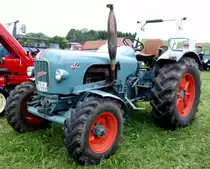 Eicher Mammut steht beim Oldtimertreffen an der Ebersburg; Juni 2014