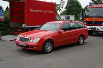 Aus Anlass des Dampflokspektakels 2014 war auch die Feuerwehr Alzey im Einsatz und
betankte die Lokomotiven im Bahnhof Alzey. Als Einsatzleitwagen stand dieser Mercedes Kombi am Bahnhof.