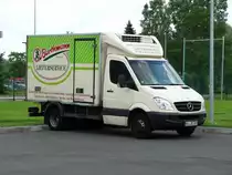 Mercedes Benz Sprinter Catering Kühlfahrzeug am 01.06.14 beim Tag der Offenen Tür der Feuerwehr Hanau Mitte
