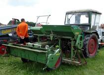 Fendt GT mit Anbaugeräten steht bei der Oldtimerausstellung an der Ebersburg, Juni 2014