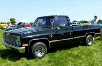 Chevrolet Silverado steht bei der Oldieparade in Fulda-Harmerz, Juni 2014