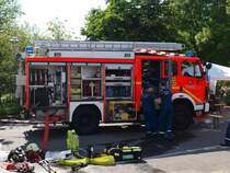 LF 16/12 der FF Elmshorn, Ruf-Nr. 20/44-2 am Blaulichttag in Elmshorn am 25.05.2014