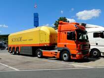 DAF CF85.460 von Schade Transport, bei einer kurzen Pause an der Raststätte Hirschberg; Gruß an den freundlichen Fahrer; 140606