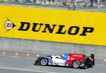 Nr. 27 SMP Racing (RUS),Oreca 03R Nissan VK45DE 4.5L V8, Fahrer: Sergey Zlobin,
Russland Anton Ladygin, Finnland Mika Salo. Belegten am Ende Platz 37 und fuhren 303 Runden beim 24h Rennen von Le Mans 2014. Foto Ende Zielgerade am 14.6. nach 40 Renn Minuten.