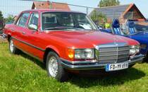 MB 450 SEL 6.9, präsentiert bei der Oldtimerausstellung in Fulda-Harmerz, Juni 2014