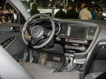 Kia Optima Interieur. Sitzprobe auf dem Auto Motor und Tuning Show, März 2014 genommen.