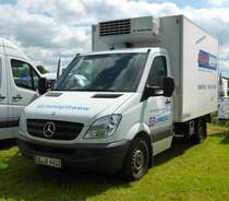 MB Sprinter als Kühlfahrzeug steht bei der Kreistierschau des LK Fulda in Petersberg-Melzdorf, Juni 2014