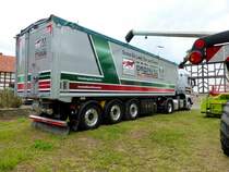 MAN vom Landhandel BRENZEL steht im Juni 2014 in Unterweisenborn