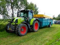 Claas Arion 540, gesehen bei der Kreistierschau des LK Fulda in Petersberg-Melzdorf, Juni 2014