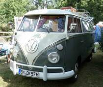 VW T1 steht bei den Fladungen Classics, Juli 2014