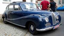 BMW 501 steht bei den Fladungen Classics, Juli 2014