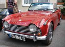 Triumph TR 4 Cabrio, von Frankreich angereist, glänzt bei den Fladungen Classics 2014