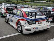 Rückansicht eines Chevrolet Cruze WTCC Rennautos. Foto: 04.05.2014, Hungaroring.