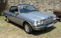 MB 230 CE steht bei den Fladungen Classics im Juli 2014