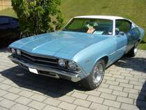 Chevrolet Chevelle Malibu Coupe des Jahrganges 1969. Der V8-motor mit 5657 cm³ Hubraum leistet 255 PS. US-carmeeting Centro Oberhausen am 19.07.2014.