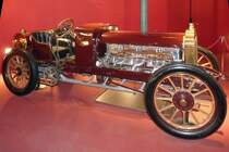 Dufaux - Biplace Course 100

Baujahr 1904, Schweiz, 8 Zylinder, 12761 ccm, 140 km/h, 90 PS - die holt man heute locker aus einem Zehntel des Hubraums.

Cité de l'Automobile, Mulhouse, 3.10.12