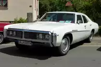 ein weiterer Buick, hier ein Le Sabre oder Electra, Jg. 1969, steht bei den Fladungen Classics 2014 
