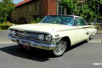 ein weiteres Modell der Firma Chevrolet: Impala Sport Coupe aus dem Jahr 1960 steht bei den Fladungen Classics 2014