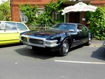 Oldsmobile Toronado steht bei den Fladungen Classics 2014