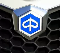 Piaggio, altes Logo an einem Motorroller, der italienische Konzern hat seinen Sitz in Pontedera, Juli 2014