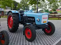 Dieser Eicher Mammut Typ 3423S, mit 65 Ps, sieht aus wie neu aus dem Laden, gesehen in Consdorf (L) am 19.07.2014 