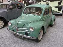 Renault Berline 4CV

Baujahr 1956, 4 Zylinder, 748 ccm, 100 km/h, 21 PS 

Cité de l'Automobile, Mulhouse, 3.10.12 