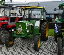 . John Deere 1020S, Bj 1972, 46 Ps, aufgenommen beim Traktorentreffen in Consdorf. 20.07.2014